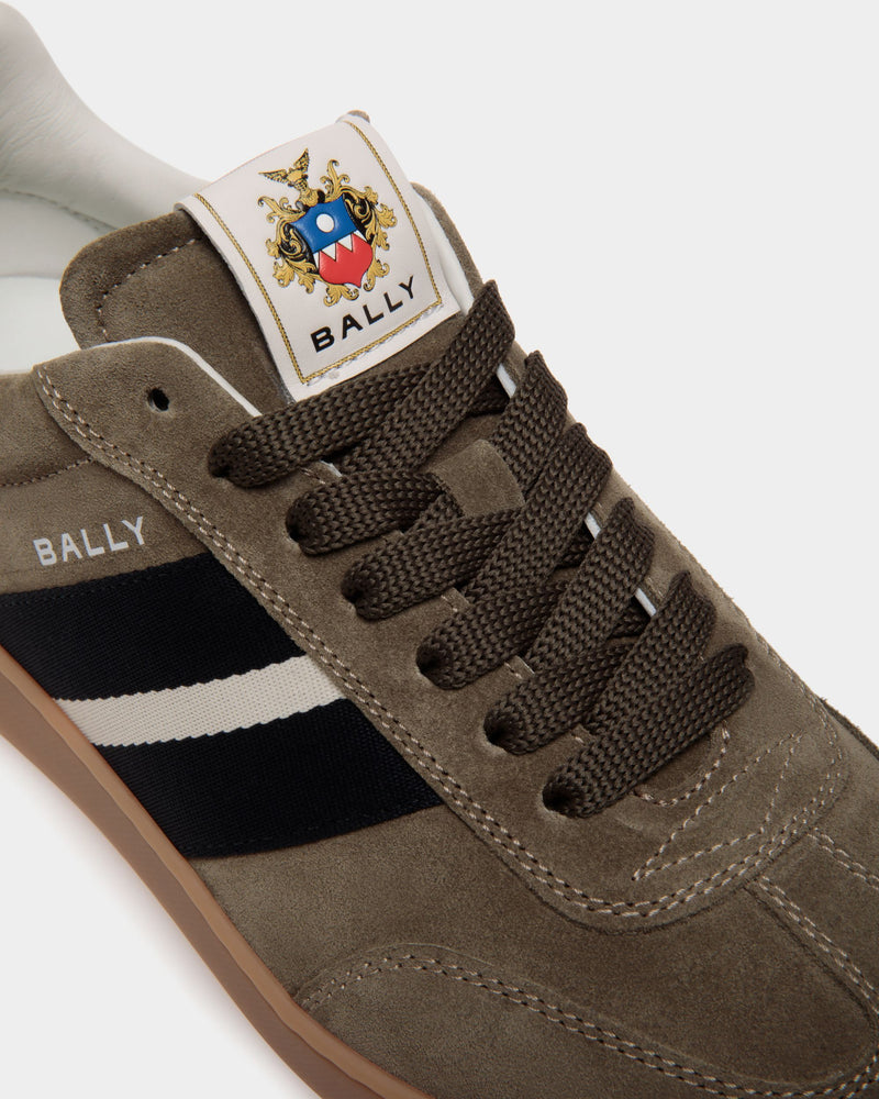 Retro Crest Sneaker in Green Suede