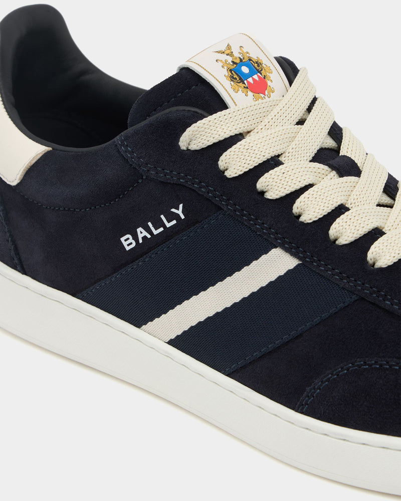 Retro Crest Sneaker in Navy Blue Suede