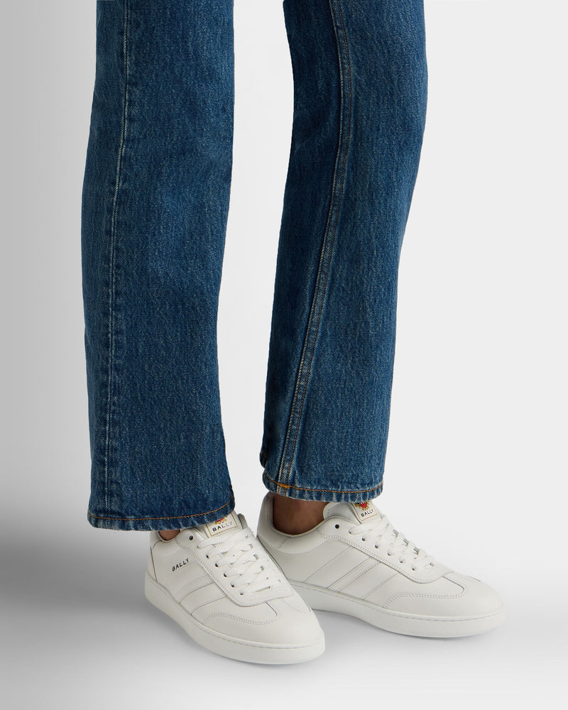 Retro Crest Sneaker in White Leather