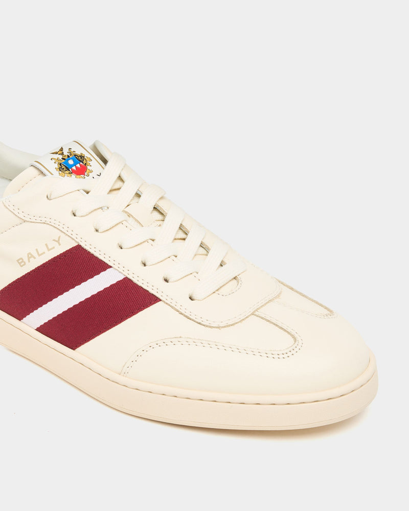 Retro Crest Sneaker in White Leather