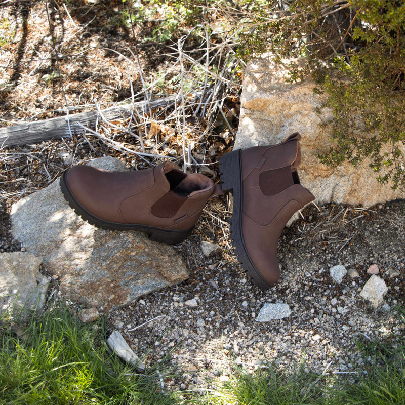 Rowen Relaxed Cocoa Boot | Alegria Shoes