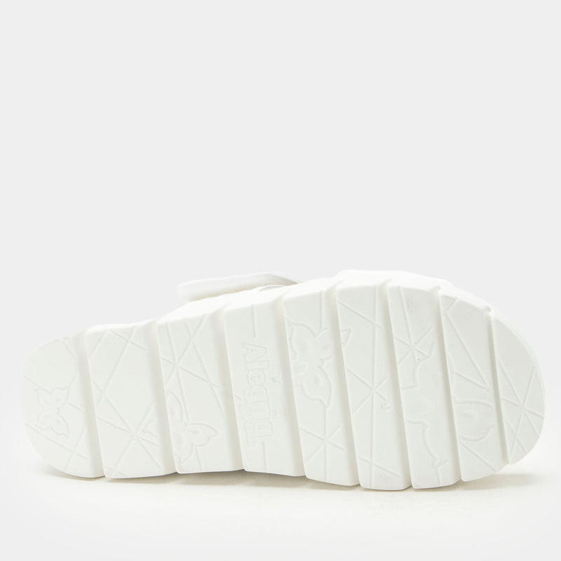 Rylie White Sandal | Alegria Shoes