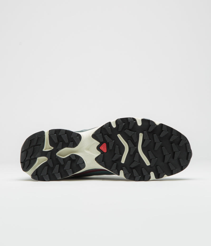Salomon XT-4 OG Shoes in Vanilla Ice and Ice Flow / Trooper