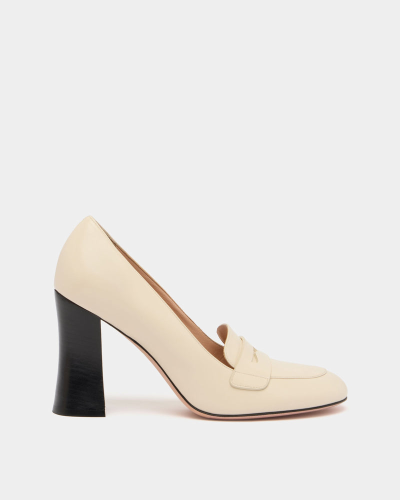 Saule Loafer Pump in Ivory Leather