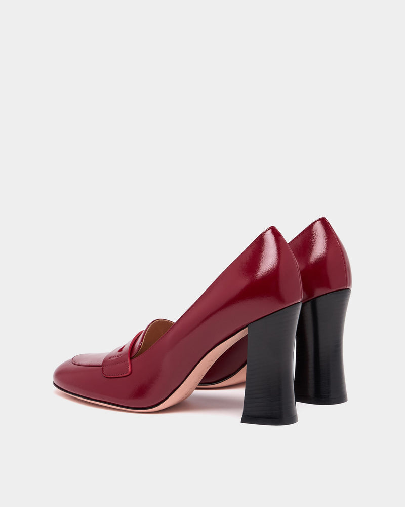 Saule Loafer Pump in Ruby Red Leather