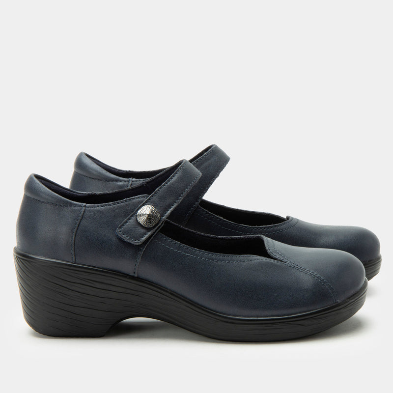 Saylar Official Shoe | Alegria Shoes