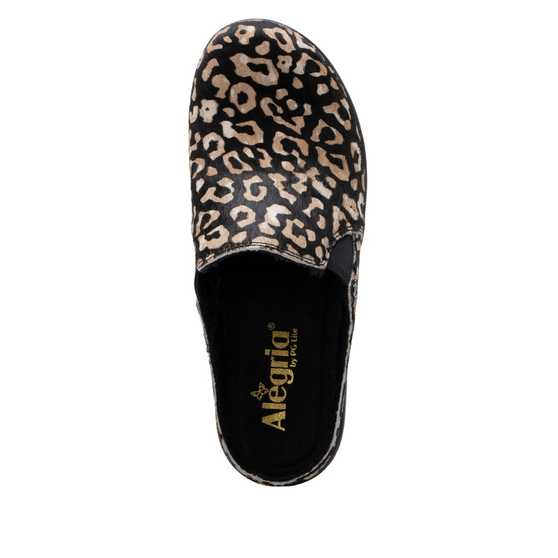 Sereniti Luxe Tundra clog on a wood look wedge outsole - SER-7605_S4