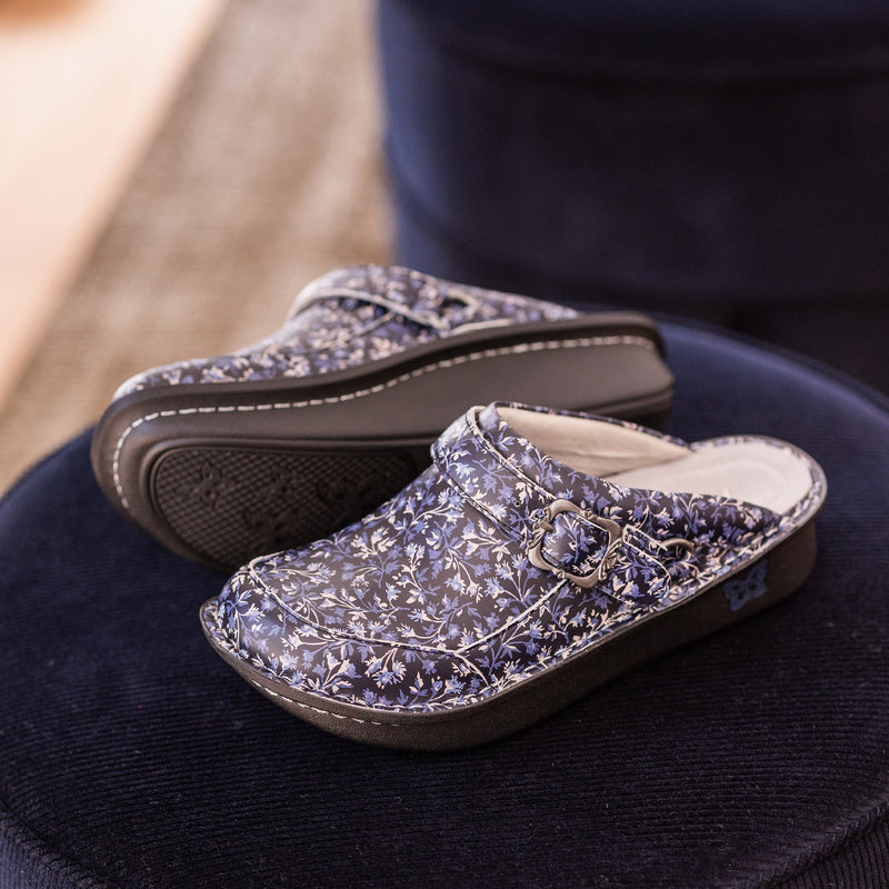 Seville Indigo Ivy Clog | Alegria Shoes