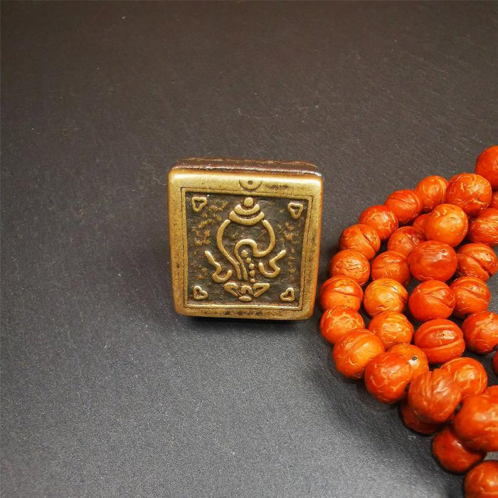 Shankha,Divine hConch Seal,1.18" - Tibetan Buddhist art, detailed view