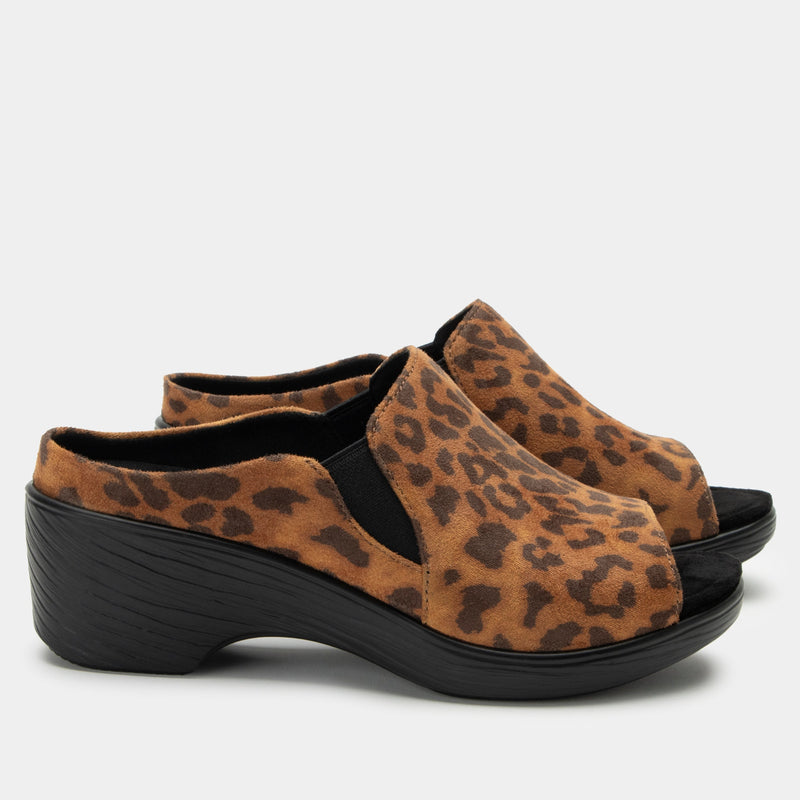 Shilaine Stretch Leopard Sandal | Alegria Shoes