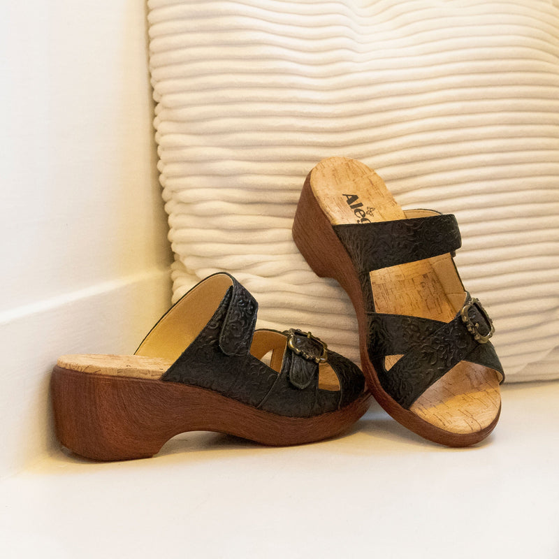 Sierra Go For Baroque Sandal | Alegria Shoes