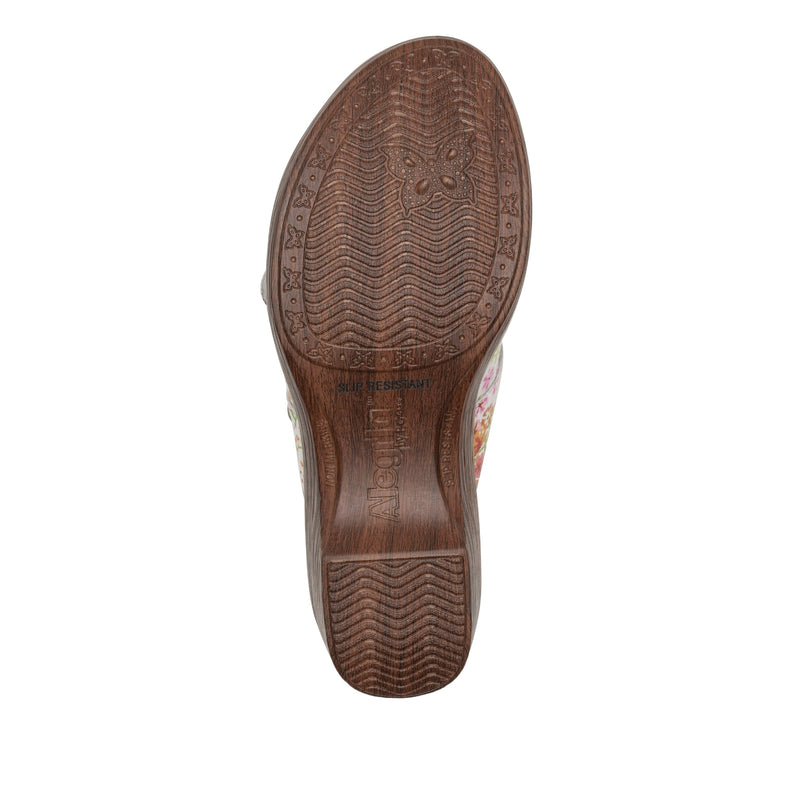 Sierra Prime Time Sandal | Alegria Shoes