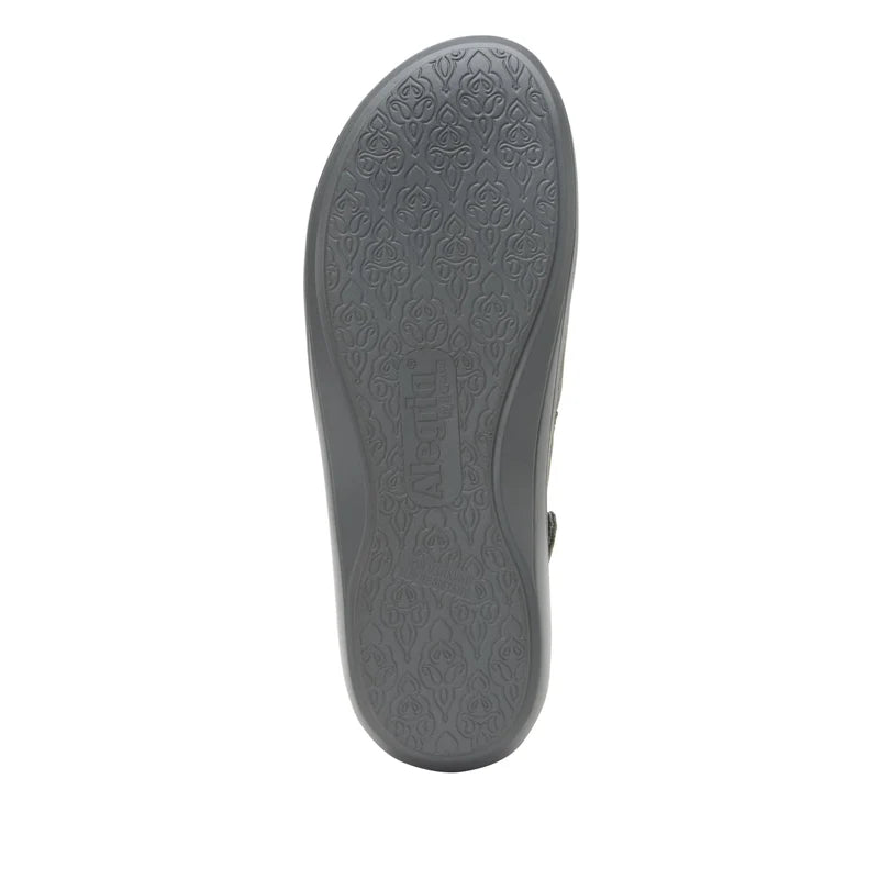 Skillz Etched Smoke Shoe | Alegria Shoes
