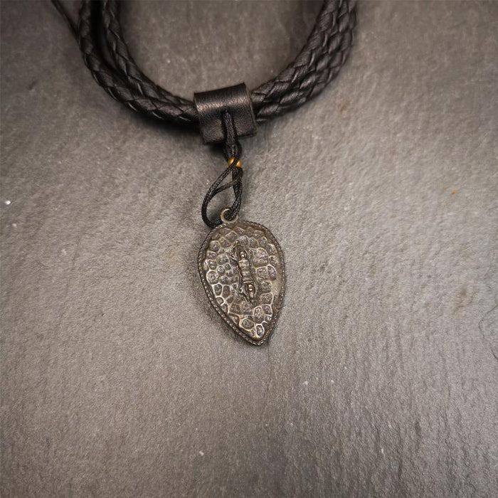 Skull Vajra Amulet 1.2" - Tibetan Buddhist amulet, view 5