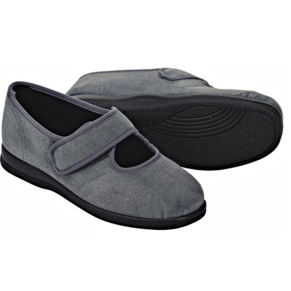 Seam-free for sensitive feet and toes