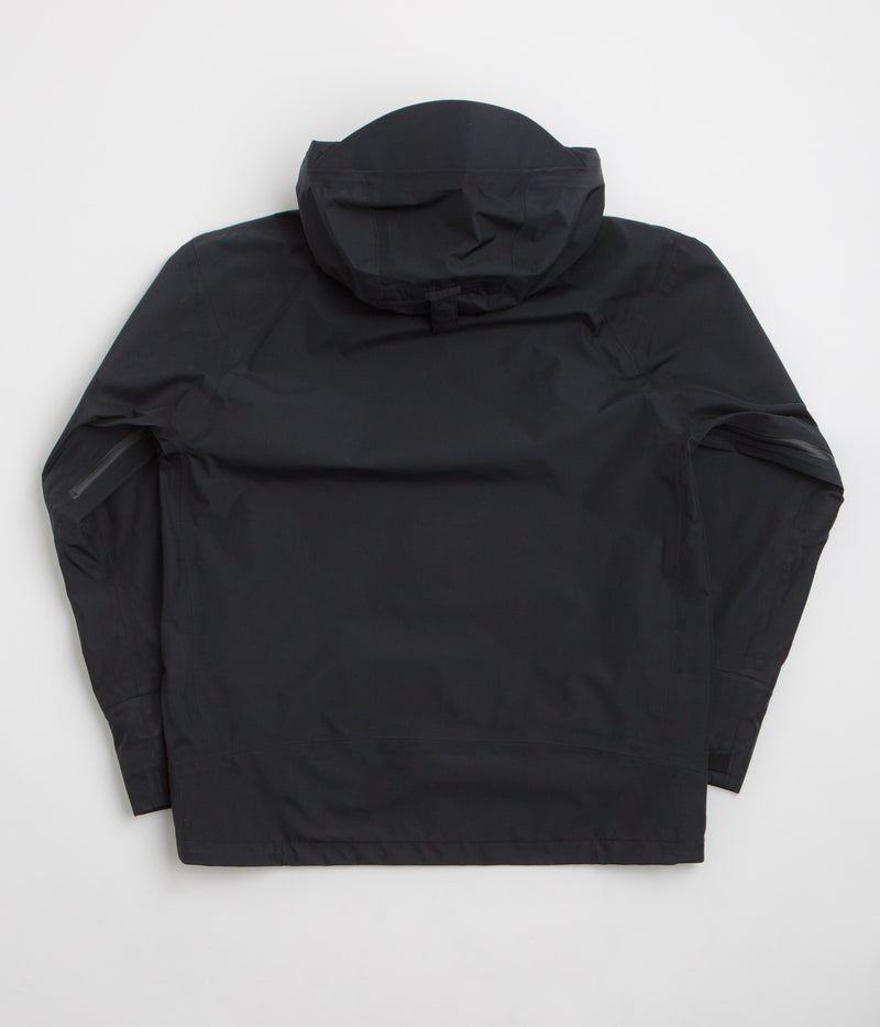 Snow Peak Gore-Tex Rain Jacket in Black