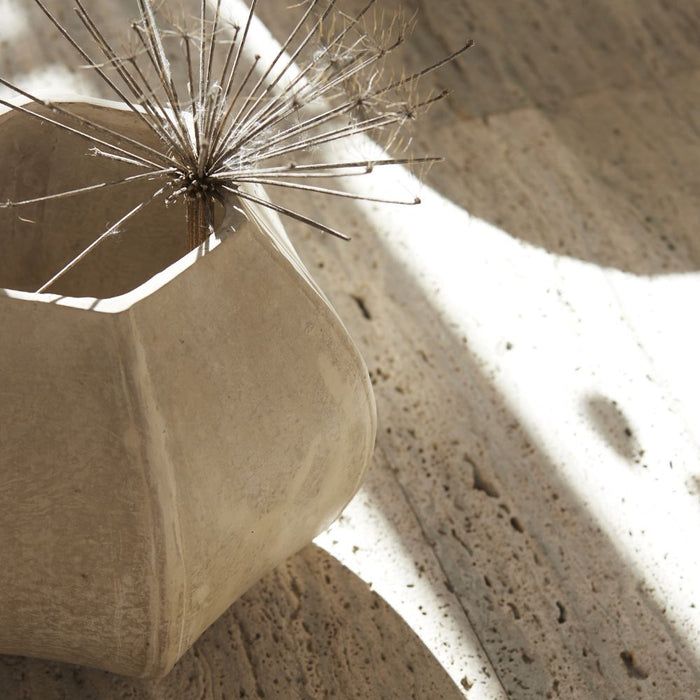 Sole Natural Vase Light & Living