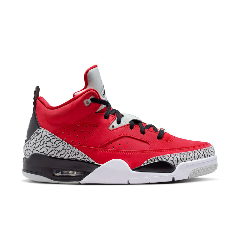 Men’s low-top sneakers in red with black laces, grey speckled panels, and an air unit