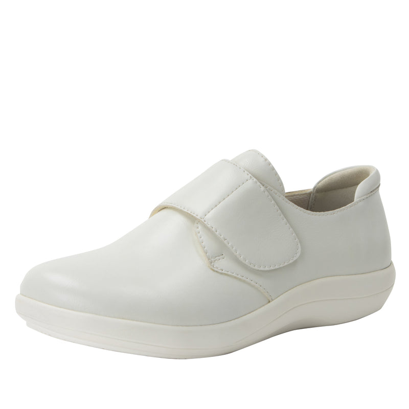 Spright True White Shoe | Alegria Shoes