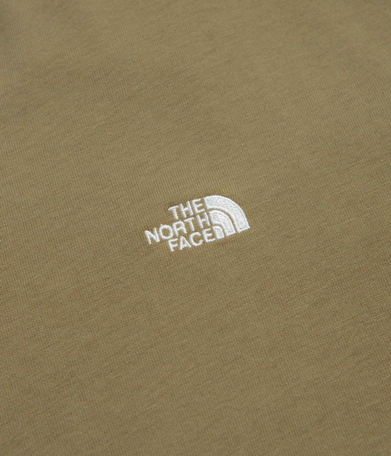 The North Face Essential Simple Dome T-Shirt in Cedar