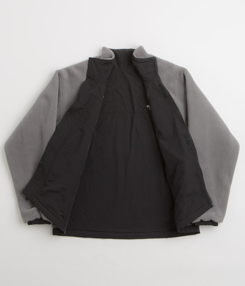 The North Face Yumiori Reversible Jacket in TNF Black and Smoke