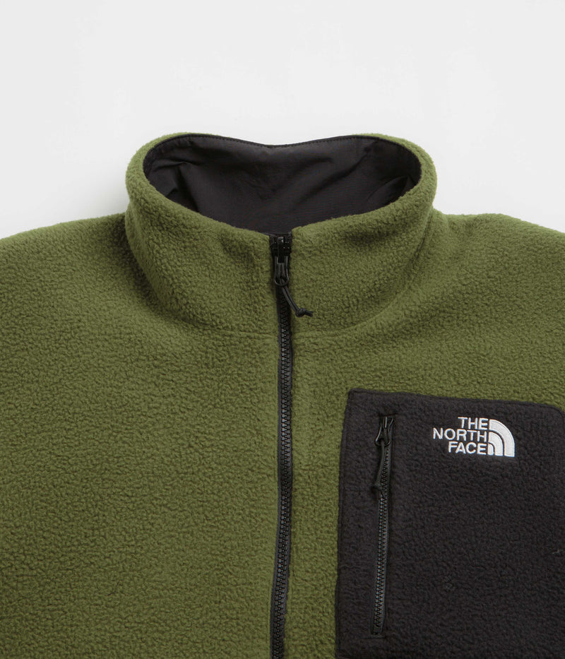 The North Face Yumiori Reversible Jacket in TNF Black and Woodland Green