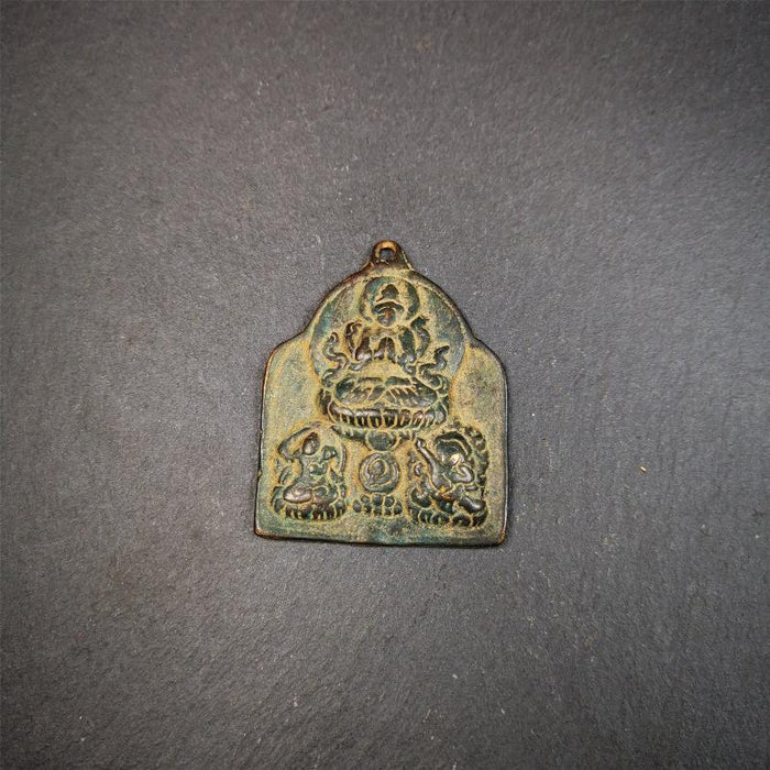 Three Great Bodhisattvas,Chenrezig,Manjushri,Vajrapani 2.12" - Tibetan Buddhist vajra, detailed view