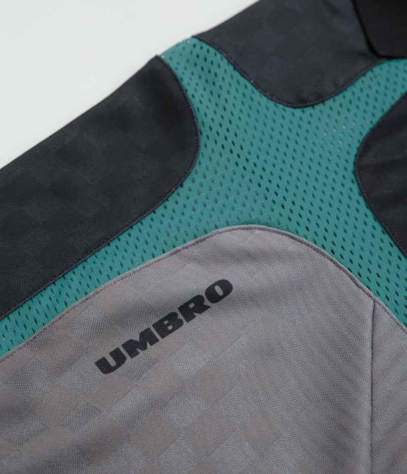 Umbro Classic England Polo Jersey in Black