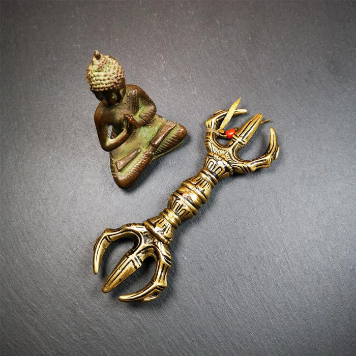 Unique Flat Vajra 6.3" - Tibetan Buddhist vajra, detailed view