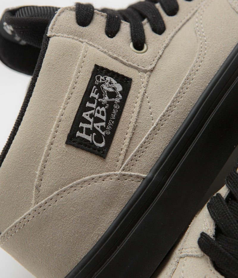 Vans Skate Half Cab '92 VCU Shoes in Essential Peyote and Black