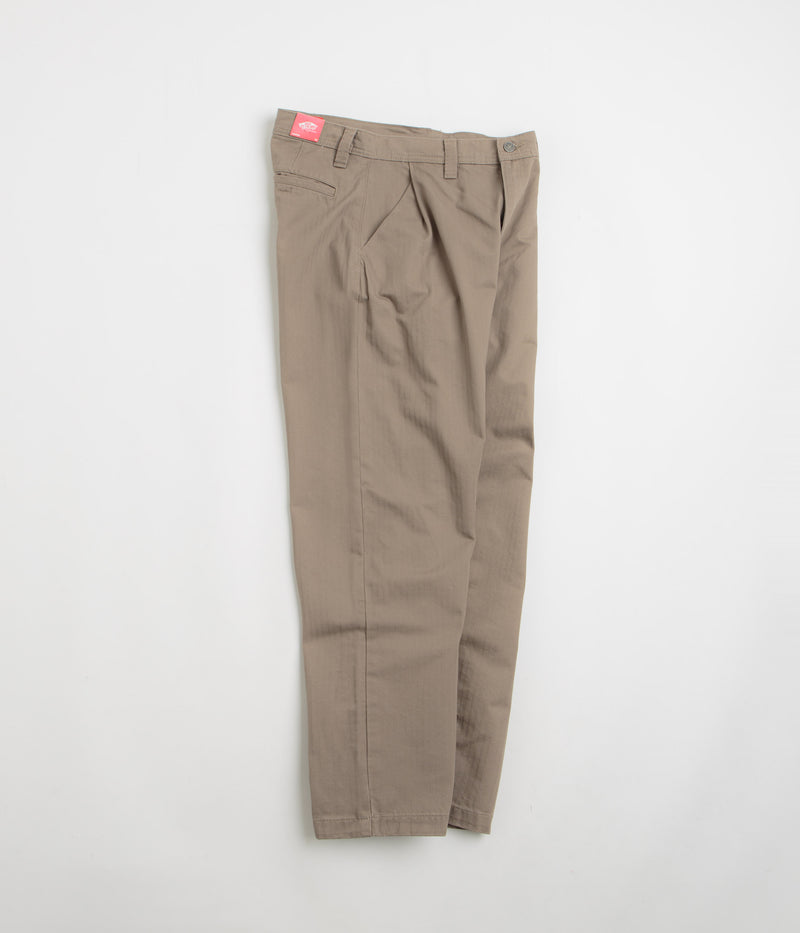 Vans Skate Loose Pleated Pants in Walnut