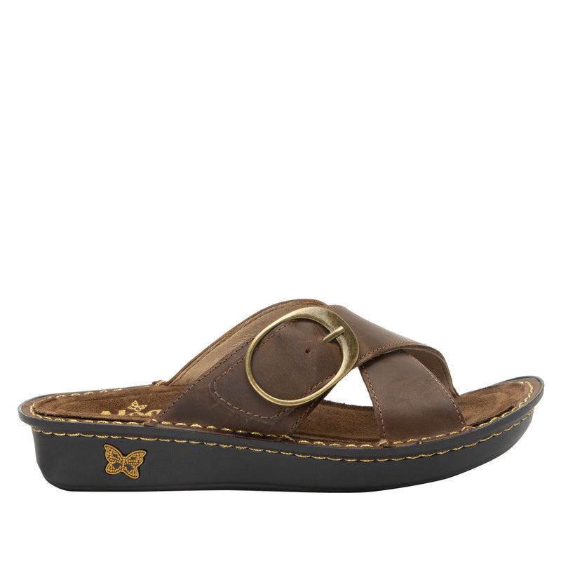 Vanya Oiled Brown slide sandal with cross straps and buckle on a mini outsole - VYA-7412_S3