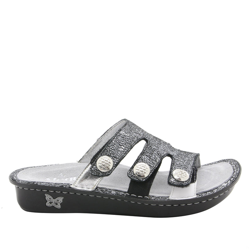 Venice Chirpy Pewter Sandal | Alegria Shoes