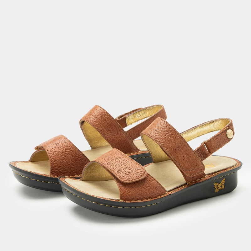 Verona Carmelita Sandal | Alegria Shoes
