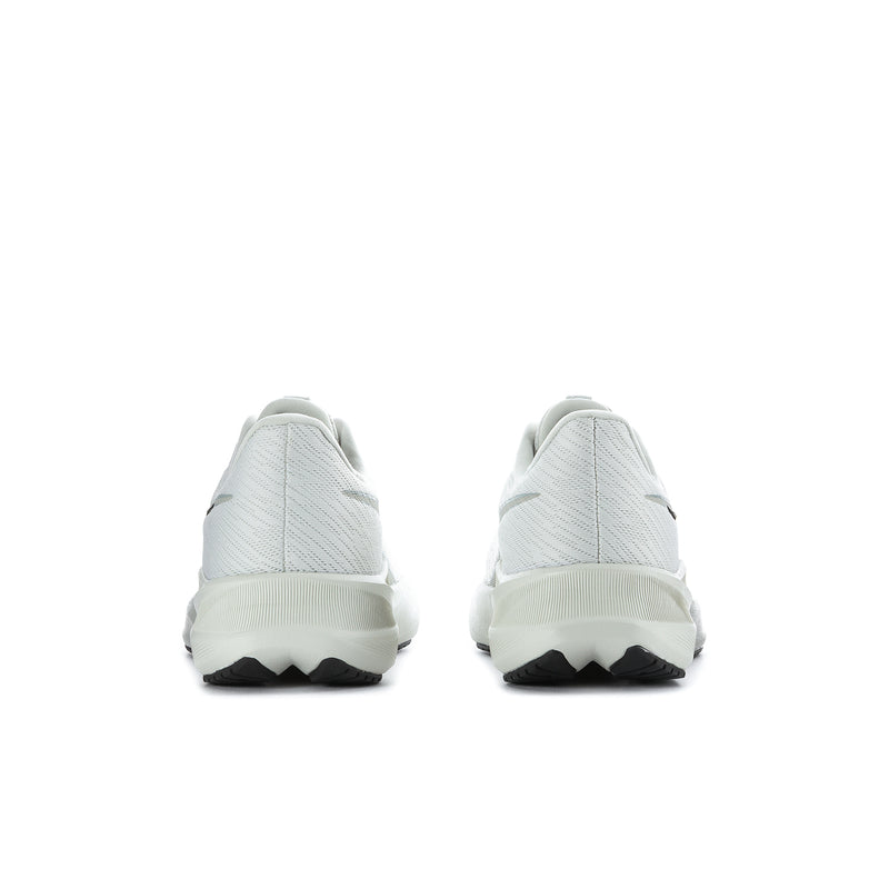 Men's running shoe heel view, light gray/white mesh upper with cushioned heel.
