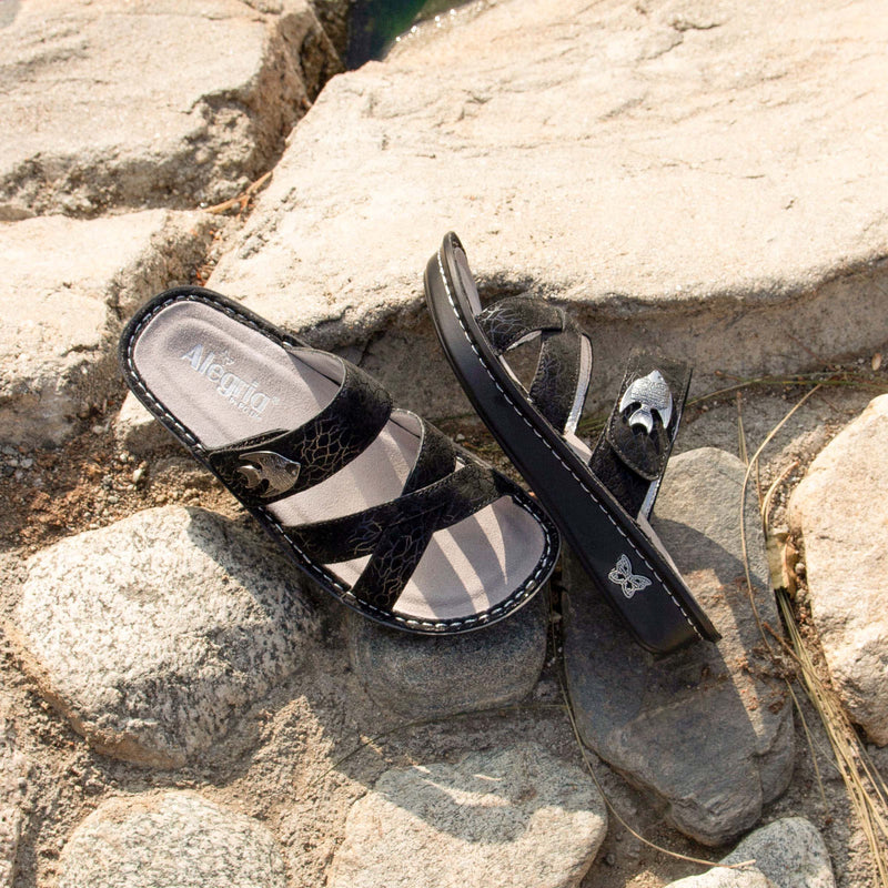 Victoriah Somethings Fishy Sandal | Alegria Shoes