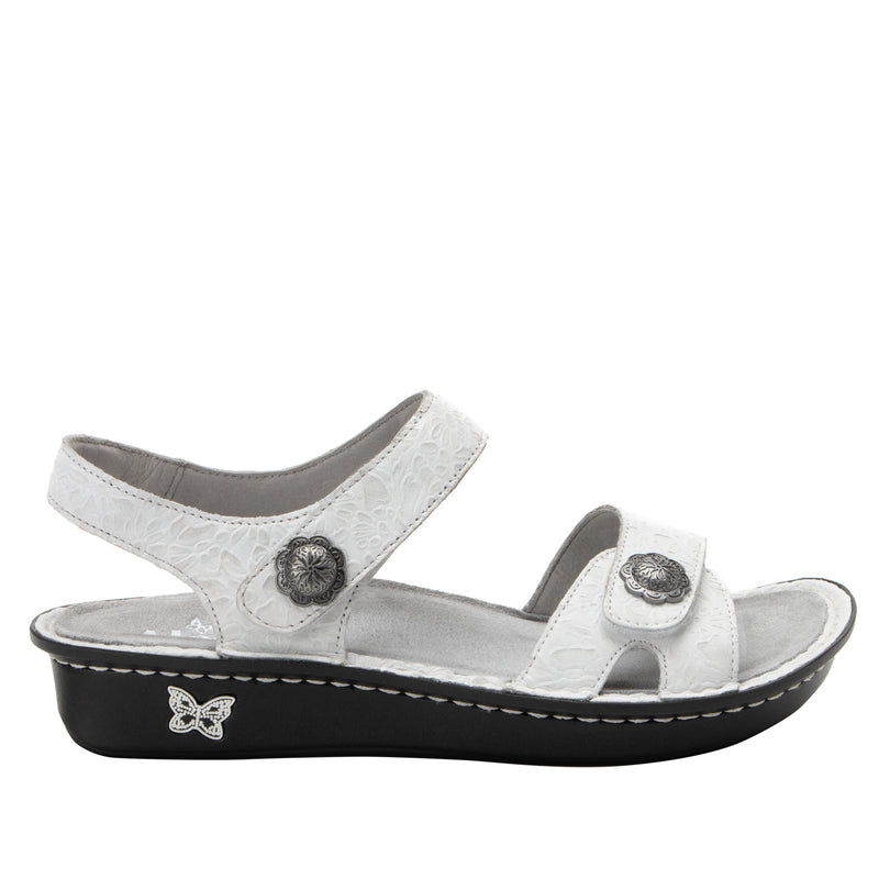 Vienna Delicut White Sandal | Alegria Shoes