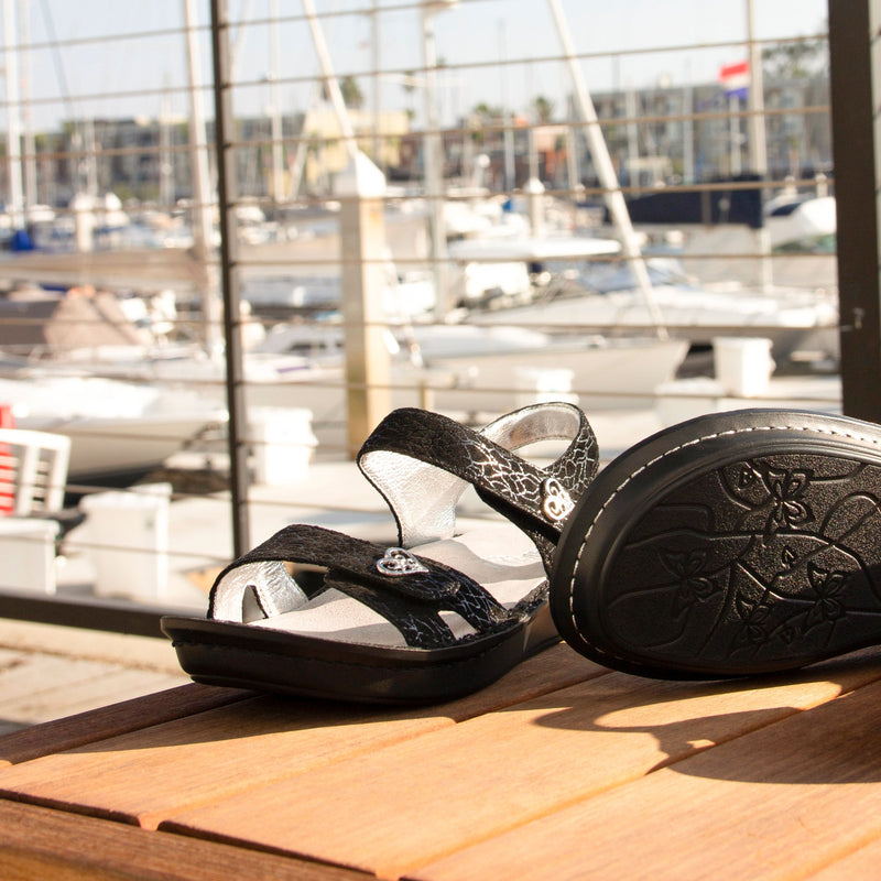 Vienna Waverly Sandal | Alegria Shoes