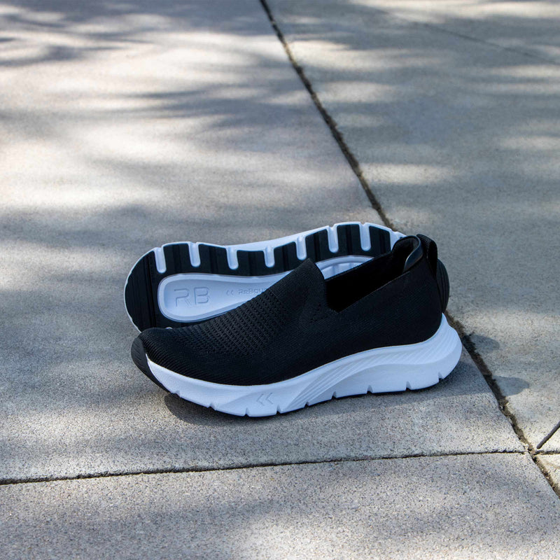 Waze Black Top Shoe | Alegria Shoes