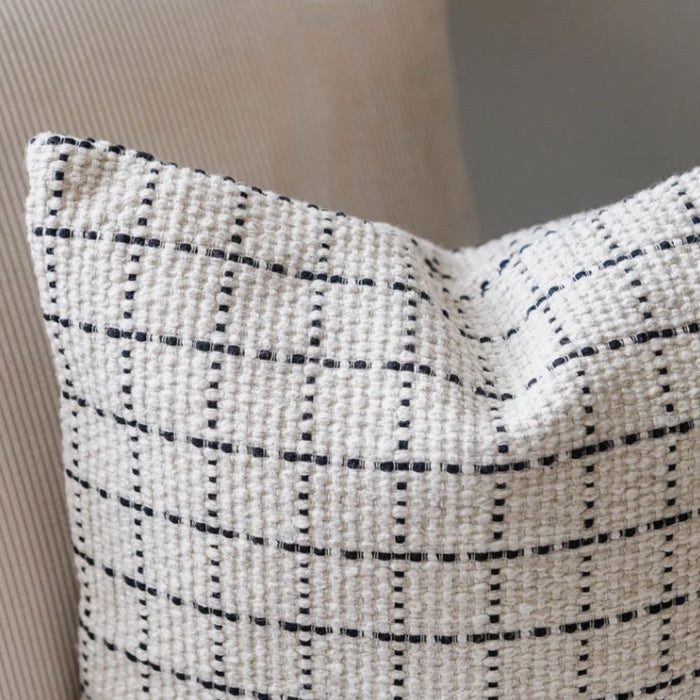 Welton Squared Cushion