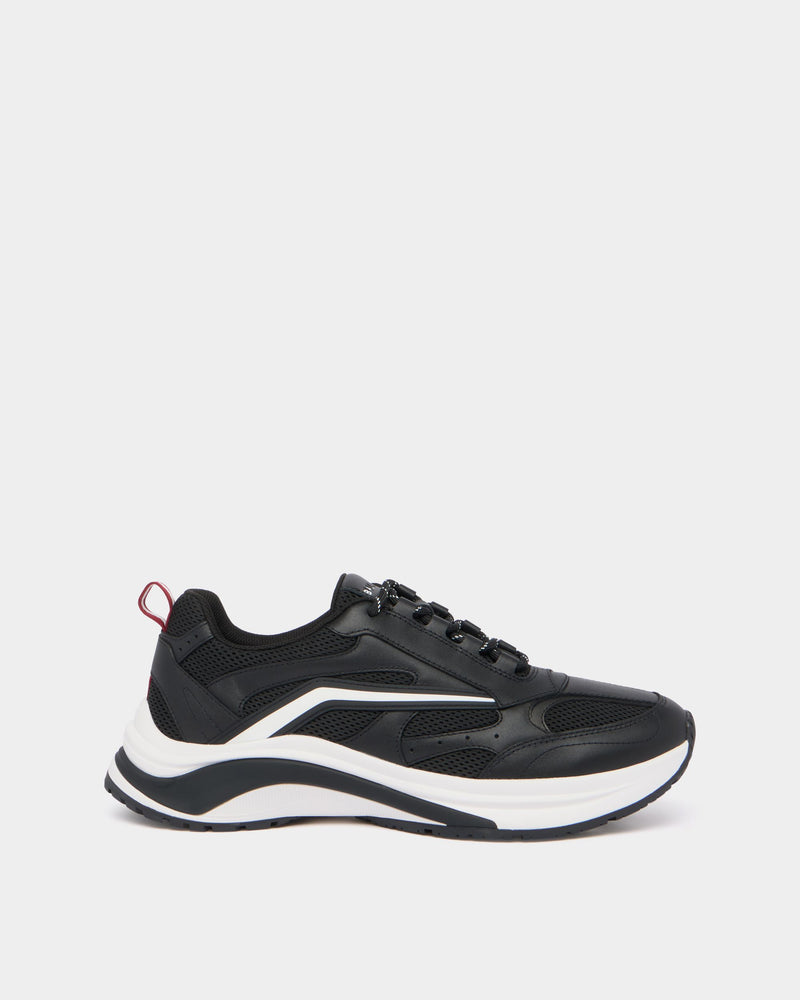Woge Sneaker in Black and White Leather and Fabric