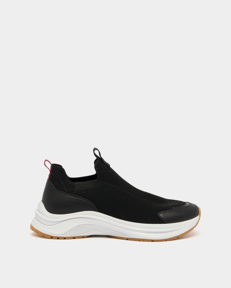 Woge Sneaker in Black Fabric