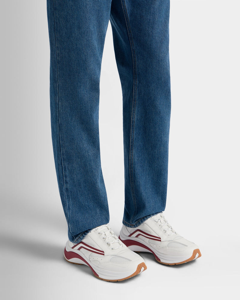 Woge Sneaker in White and Red Leather and Fabric