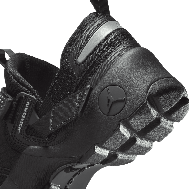 Women's Jordan Trunner LX "Triple Black"