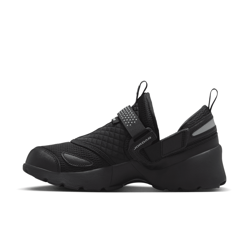 Women's Jordan Trunner LX "Triple Black"