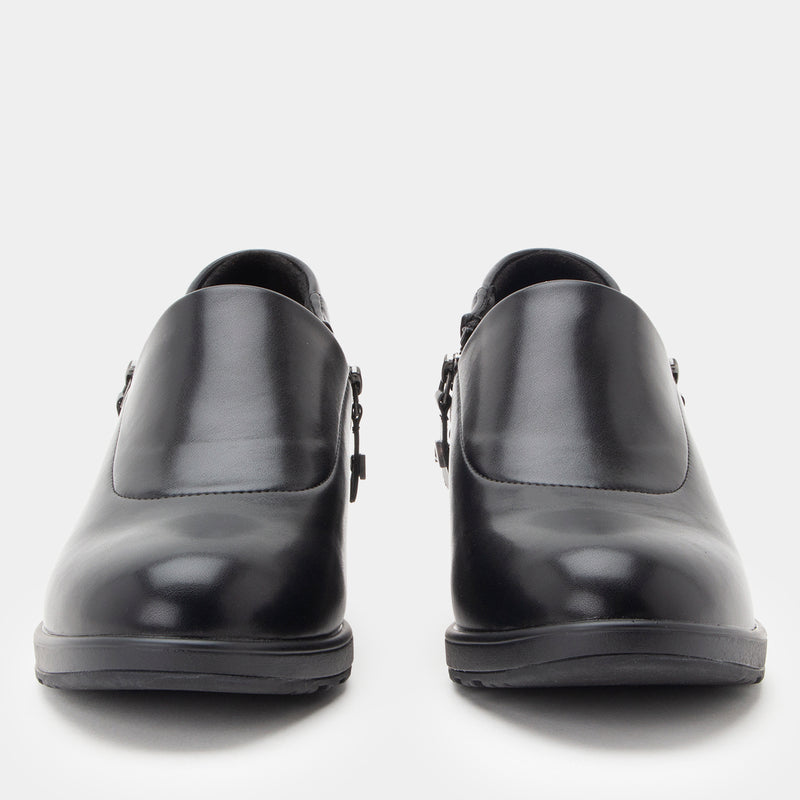 Wynne Black Shoe