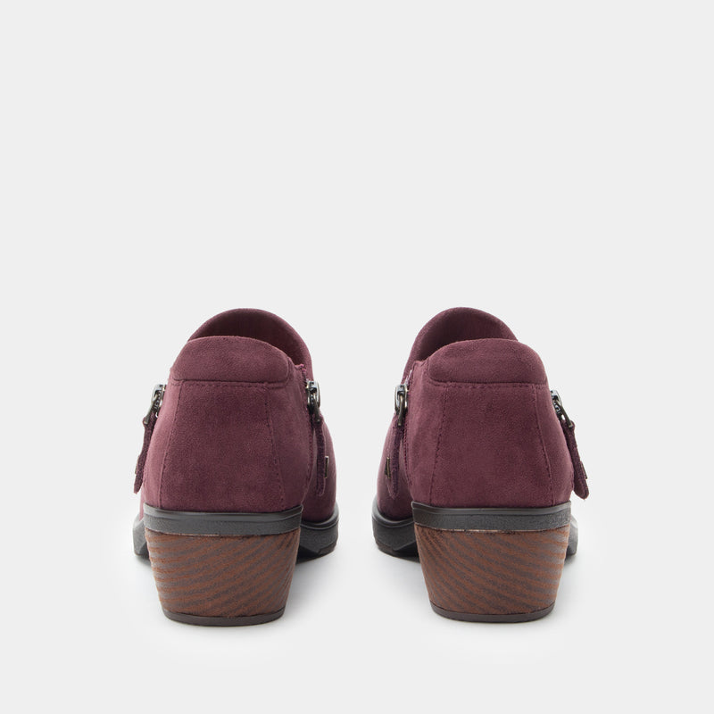 Wynne Merlot Shoe