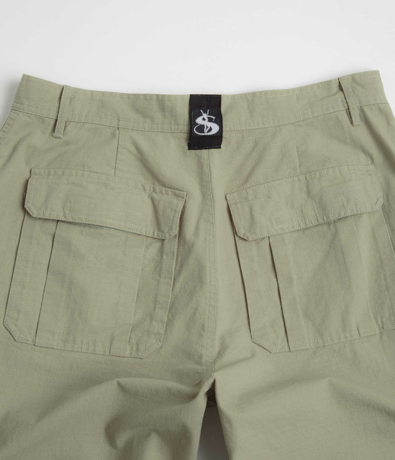 Yardsale Phantasy Ripstop Pants in Green
