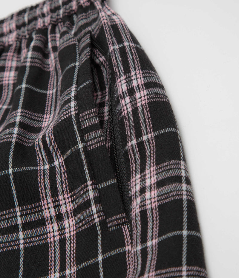 Yardsale Shoreline Plaid Shorts in Black and Pink