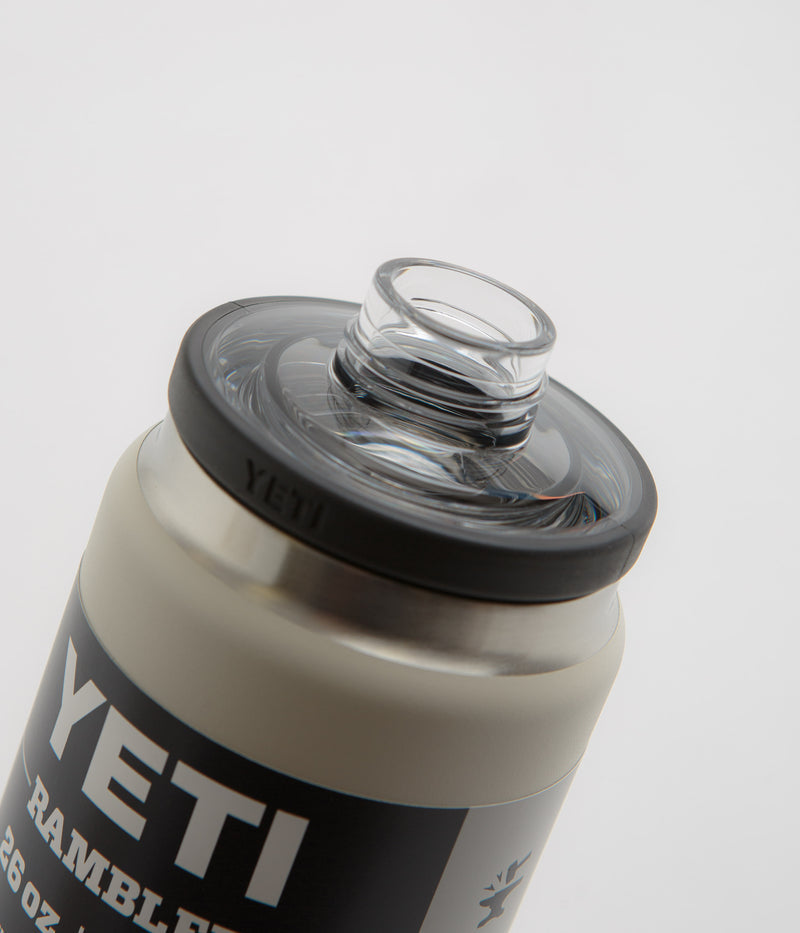 Yeti Rambler Bottle V2 26oz in Cape Taupe